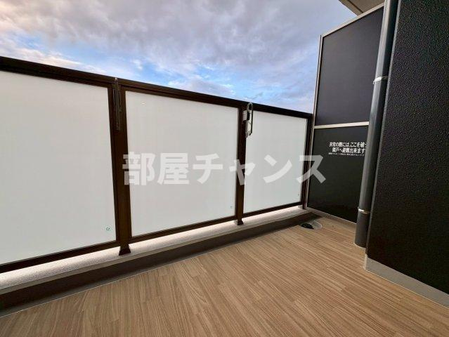 エステムコート名古屋 TWIN WESTのバルコニー