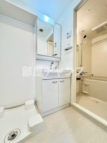 エステムコート名古屋TWIN WESTの独立洗面台