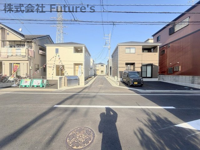 三郷市戸ケ崎3丁目　新築戸建　全7棟　4号棟の前面道路含む現地写真|前面道路含む現地写真です。