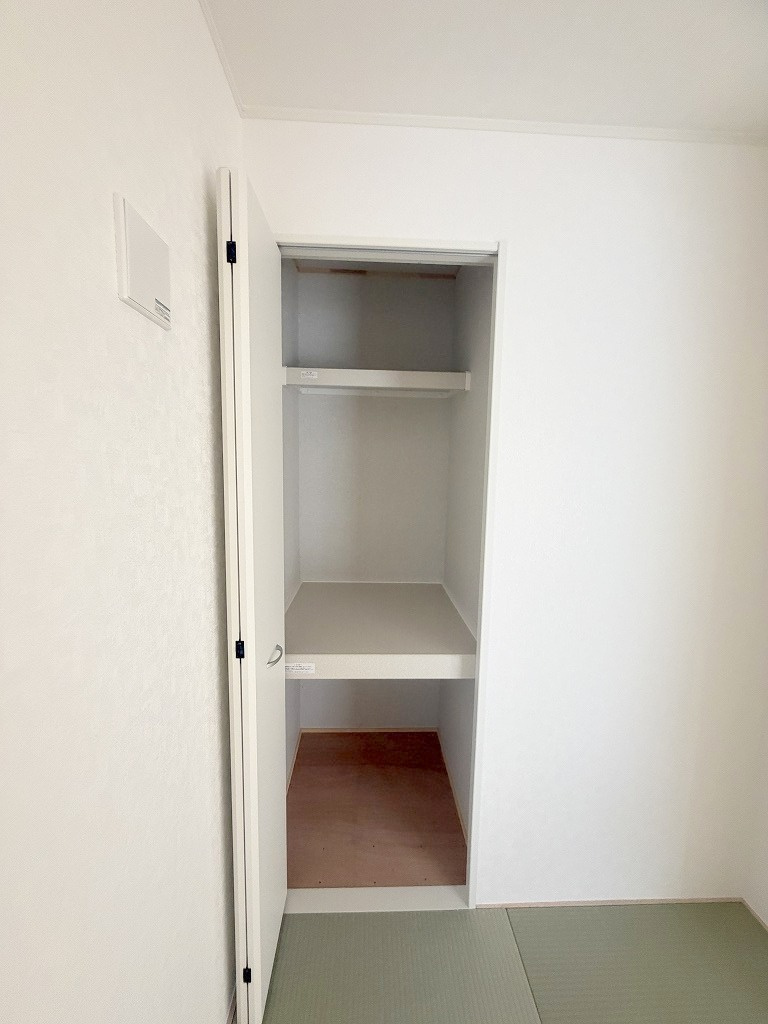 三郷市戸ケ崎3丁目　新築戸建　全7棟　4号棟の収納|布団の収納にも便利な押入付き