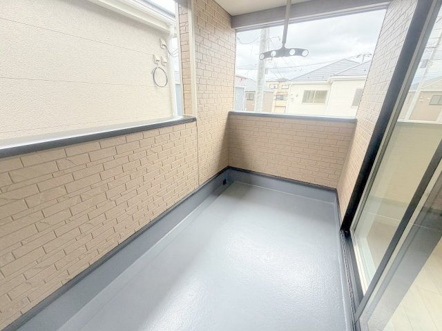三郷市戸ケ崎3丁目　新築戸建　全7棟　3号棟のバルコニー|南西向きバルコニーにて日当たり良好