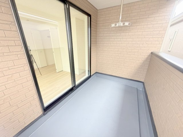 三郷市戸ケ崎3丁目　新築戸建　全7棟　3号棟のバルコニー|南西向きバルコニーにて日当たり良好