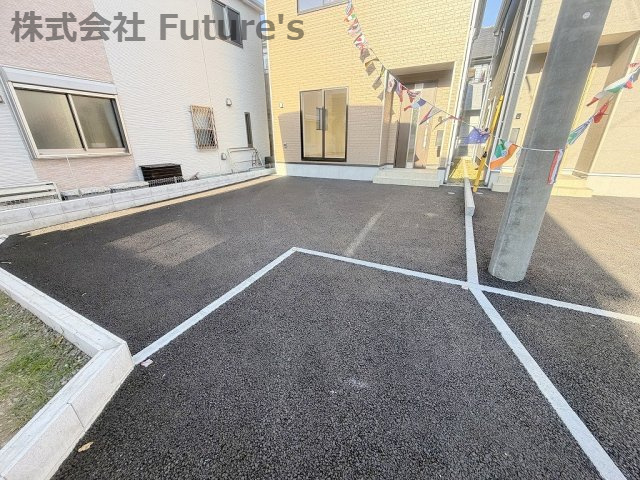 三郷市戸ケ崎3丁目　新築戸建　全7棟　3号棟の駐車場|カースペース並列2台可能