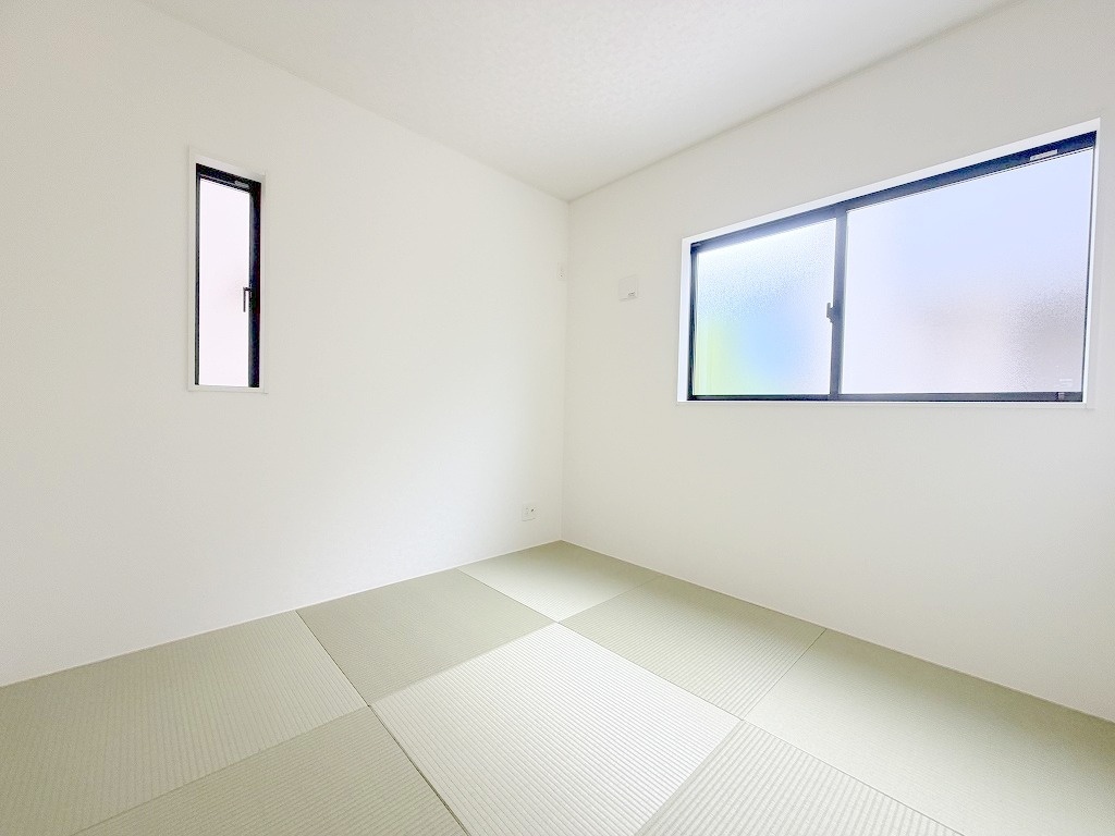 三郷市戸ケ崎3丁目　新築戸建　全7棟　3号棟の洋室|落ち着いた雰囲気の和室4.5帖