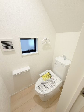 三郷市戸ケ崎3丁目　新築戸建　全7棟　3号棟のトイレ|1階のトイレです