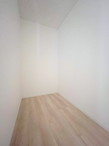 三郷市戸ケ崎3丁目　新築戸建　全7棟　2号棟の収納|1階に広々としたファミリークローク付でお出かけ用品やストック品の収納にも便利です