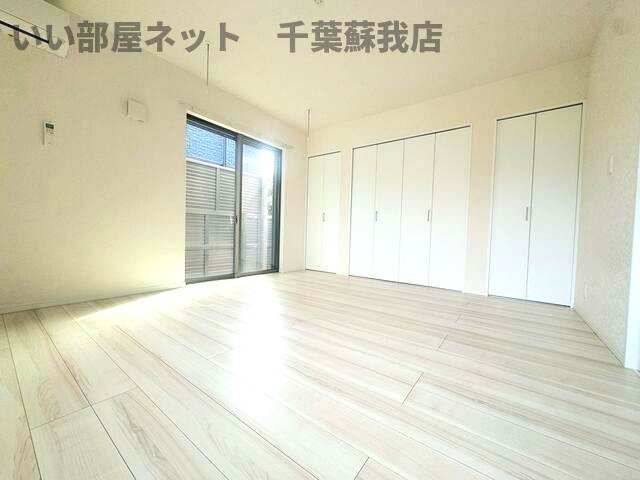 ナリトモ仁戸名Ｂの寝室|使い勝手のいい寝室です