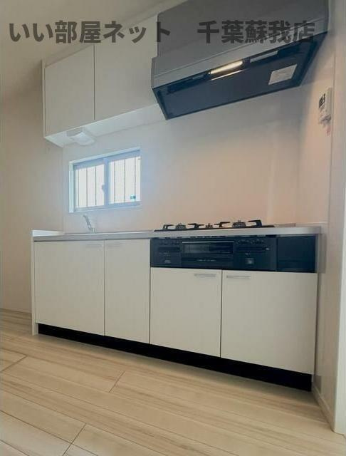 ナリトモ仁戸名Ｂのキッチン|お料理しやすいキッチンです