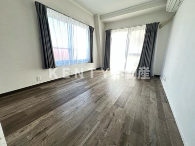 【居間・リビング】 | ビジョンコーポ | ゆったり過ごせるリビングです