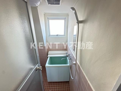 【浴室】 | ビジョンコーポ | コンパクトで使いやすいお風呂です