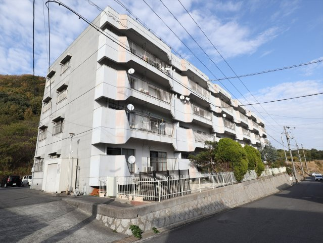 忠海マリンビューマンションの外観