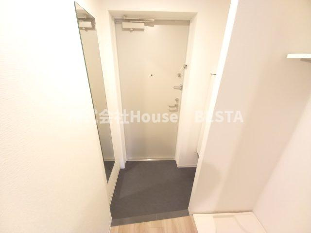 セレニテ神戸ミラクの玄関