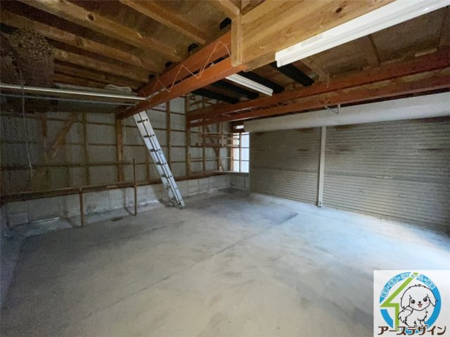 明石市鳥羽倉庫付貸家のその他