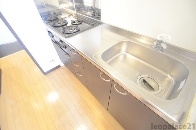 レオネクストドゥエトワールのキッチン|画像7
