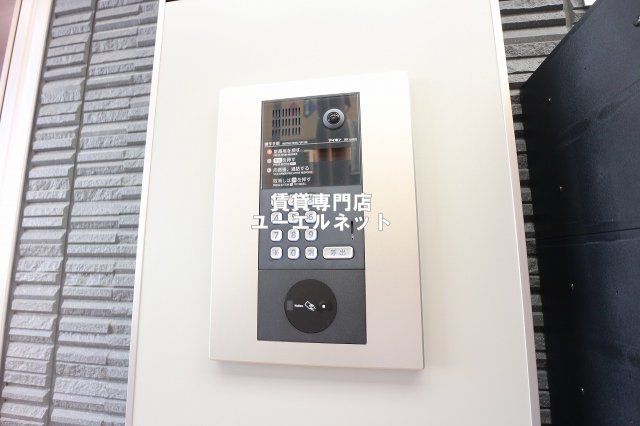 【セキュリティ】 | フォルテウェスト | 来客時も安心◎オートロック付き