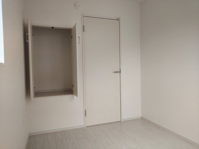 宝塚市山本西2丁目新築一戸建の洋室|2階洋室約4.3帖