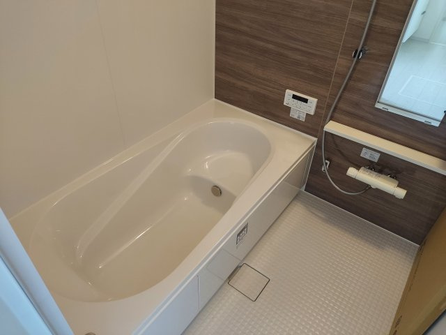 宝塚市山本西2丁目新築一戸建の浴室|浴室乾燥機付き