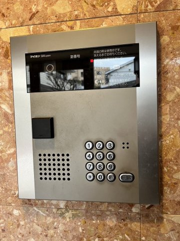 コーラル・メゾンのエントランス