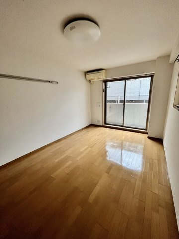 コーラル・メゾンの居間・リビング