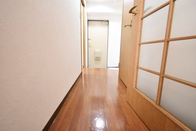 ウエストフィールド里中の内装