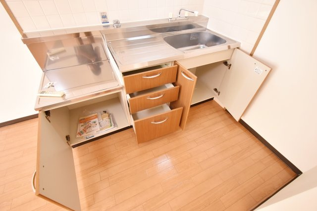 ウエストフィールド里中のキッチン