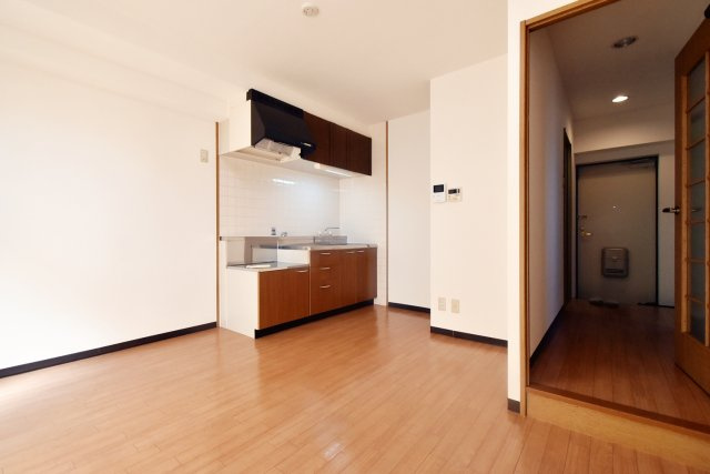 ウエストフィールド里中の居間・リビング