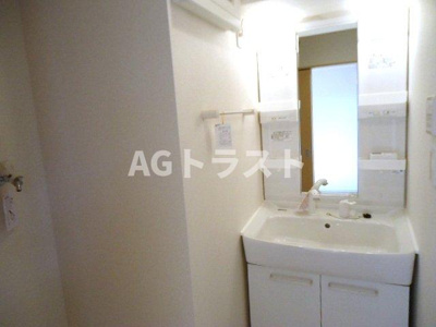 【洗面所】 | ジェルメ・メゾンⅡ | 洗面所です