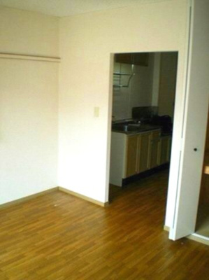 【寝室】 | ボンベール国立