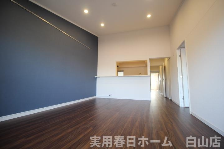 【居間・リビング】