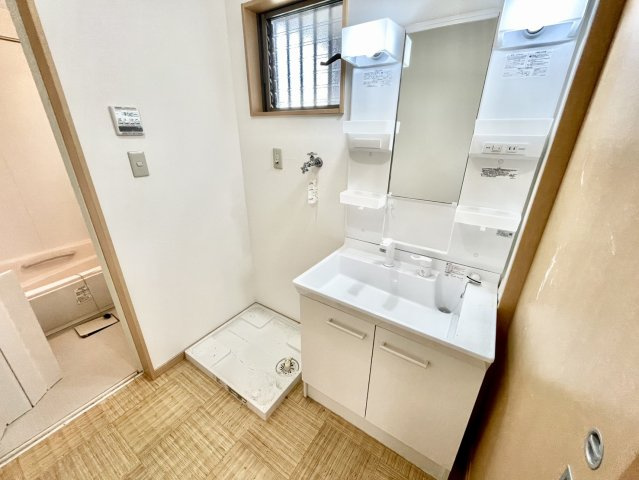 フォレストメゾン北桜塚の洗面所
