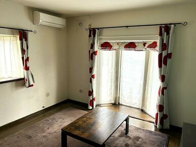 【居間・リビング】滝沢市葉の木沢山