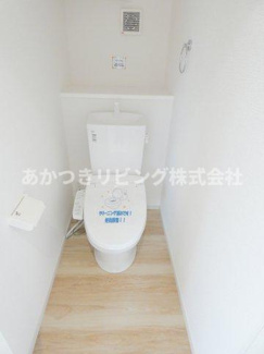 【トイレ】 | 真岡市亀山22期 | 清潔感のある温水洗浄暖房便座♪