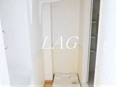 【設備】 | ジュネスドゥ | 室内洗濯機置き場です。（同仕様です。）