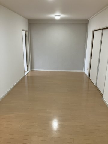 ニューサイトマンション足立の居間・リビング|LDK・12帖