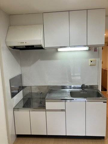 ニューサイトマンション足立のキッチン