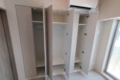 【収納】 | シーズンフラッツ新高円寺 | クローゼット完備。