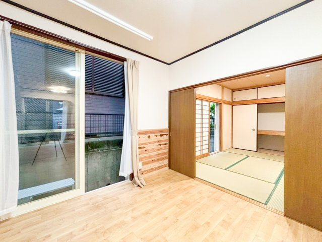中古戸建　限定1棟！　横浜市港北区岸根町の内装|オープンでのびやかな空間を生み出す、こだわりの「広がり」と「ゆとり」。家族と過ごす時間を大切にした住空間。