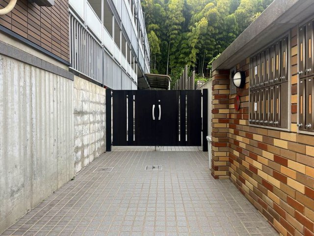 レオパレスア　ボンドのその他