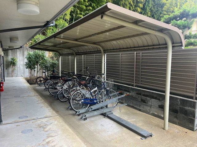 レオパレスア　ボンドのその他