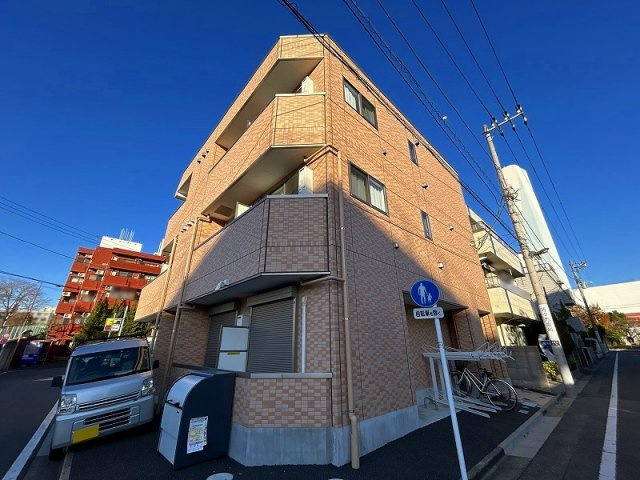 レオパレスエクセルハイツ高島平の外観