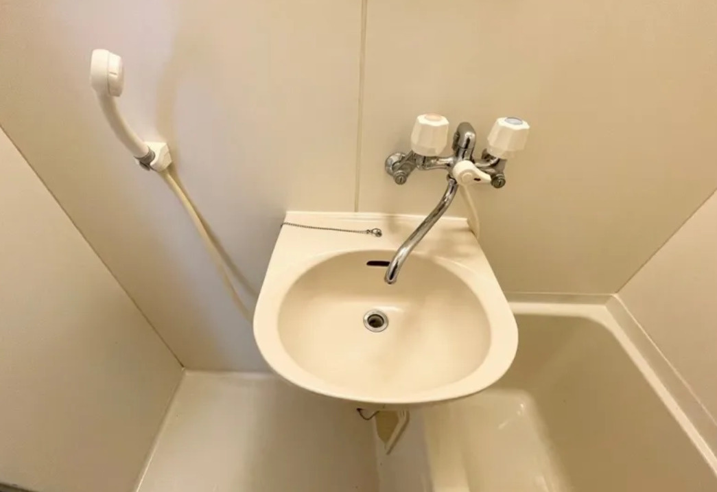 レオパレスナトゥーラの洗面所|画像8