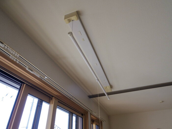 アルバ Ｂの設備|室内物干し（雨の日などに重宝します）