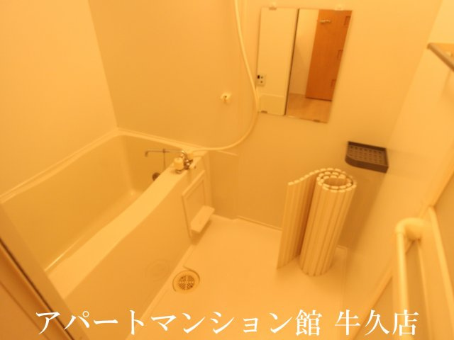 アルバ Ｂの浴室|ユニットバス