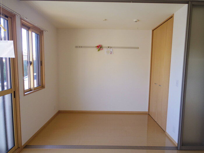 アルバ Ｂの寝室|洋室