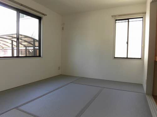 ファミール・ビレジ C棟の和室