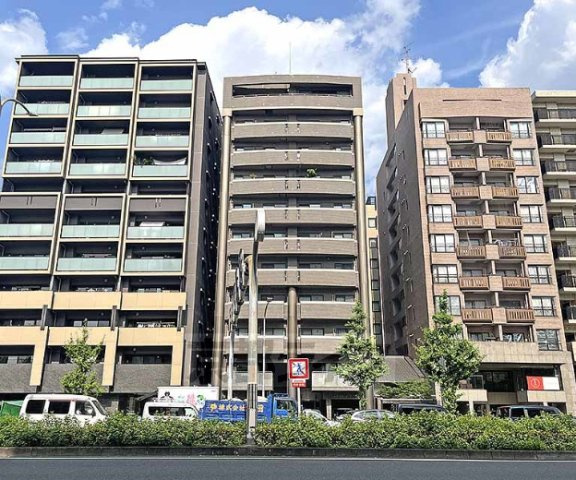 フォルム四条堀川の外観