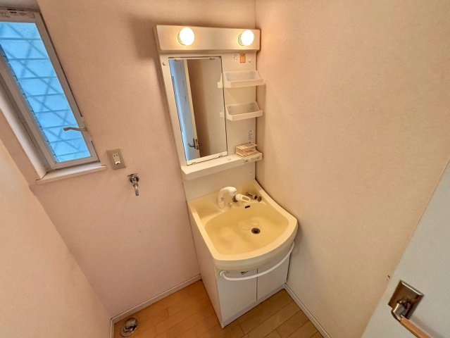 ピュアコートの独立洗面台