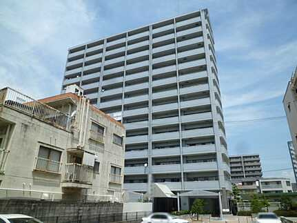 ローレルコートアネスト光南の外観