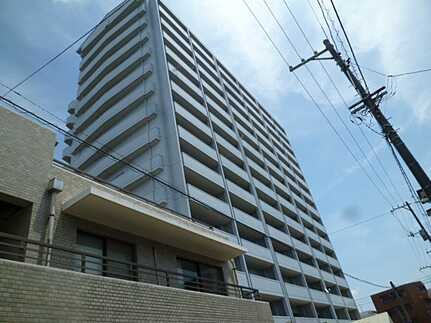 ローレルコートアネスト光南の外観