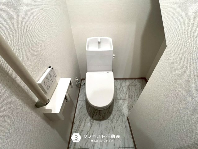 東大阪大蓮東2丁目新築戸建のトイレ|トイレは1階と2階にございますので混み合う心配がありませんね◎